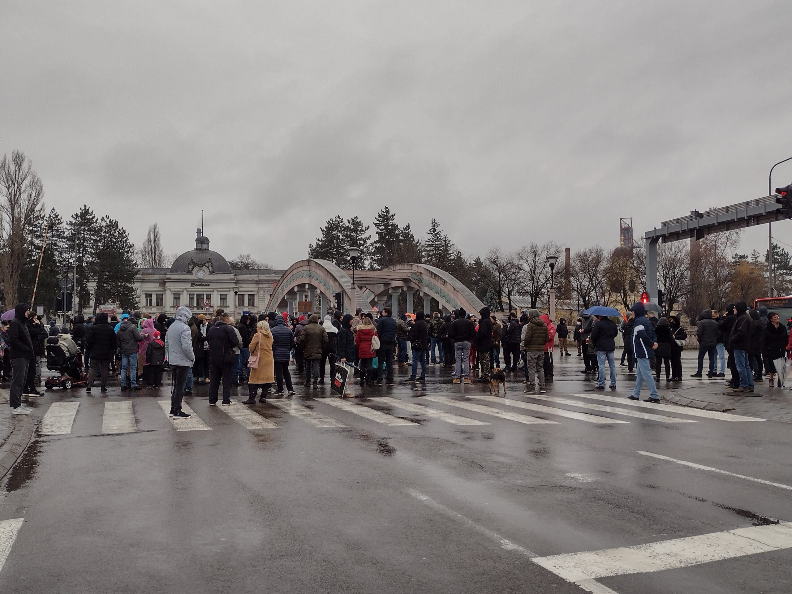Kragujevac: Ne može revolucija mobilnim telefonom 2