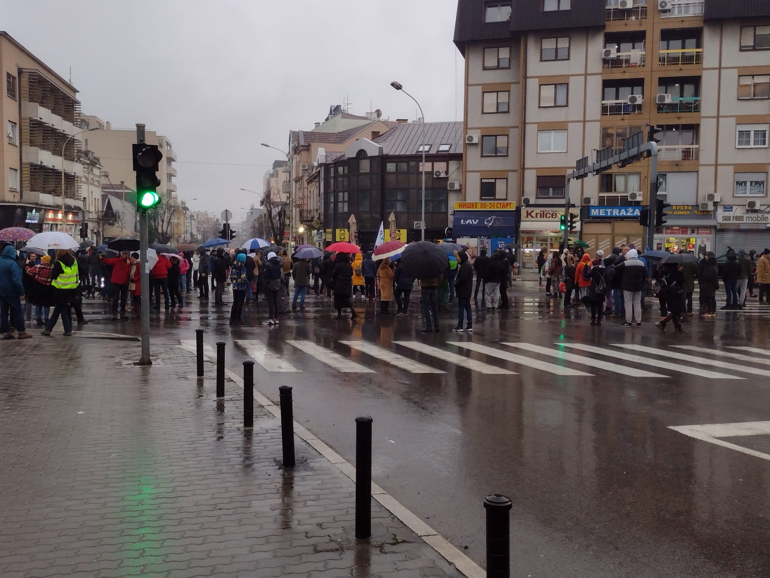 Kragujevac: Ne može revolucija mobilnim telefonom 7