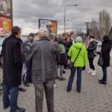 Iako protest u Kragujevcu nije najavljen, ipak se okupilo 15 građana i brzo razišlo 7