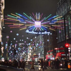 Rezervisanost je način na koji Englezi brane svoju intimu, svaka poseta Srbiji je slatko-gorka pilula 11 Rezervisanost je način na koji Englezi brane svoju intimu, svaka poseta Srbiji je slatko-gorka pilula 11