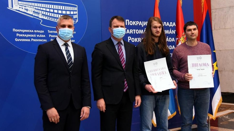 Uručene nagrade najuspešnijim učenicima i mentorima u Vojvodini 1