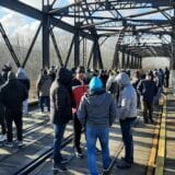Blokada mosta na Tamišu između zrenjaninskih sela Tomaševac i Orlovat 5