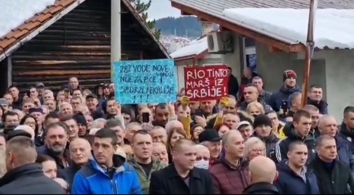 Sestre Paljevac iz Nove Varoši dočekale predsednika Srbije: Bile samo kamičak u cipeli koji žulja 1