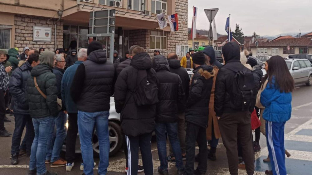 Novi Pazar: Duplo manje učesnika na protestu 1