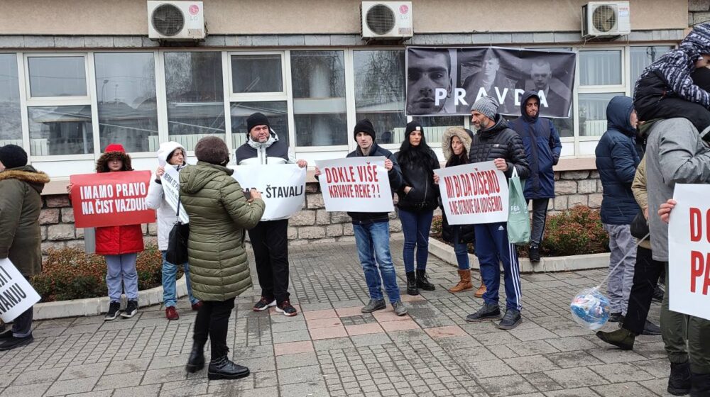 Novi Pazar: Građani protestovali bez blokade saobraćajnice 1