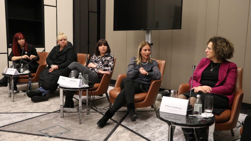 Digitalno nasilje ostavlja stvarne posledice. #TičeMeSe 1