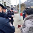 Užice: Građani na kratko blokirali zlatiborsku magistralu, policija ih je legitimisala, uključujući i reportera Danasa 3