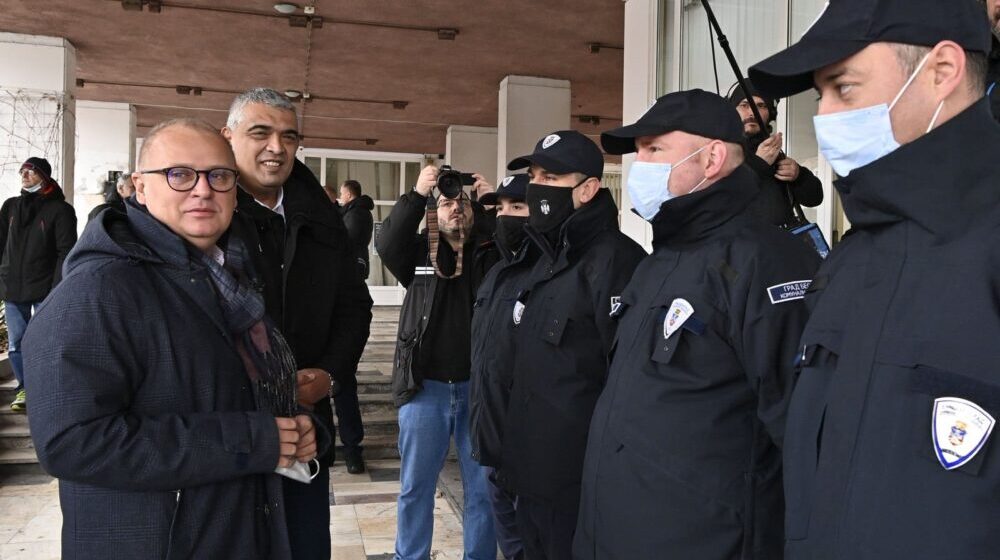 Vesić: Uskoro će biti otvoren konkurs za novih 100 komunalnih milicionarki i milicionara 1