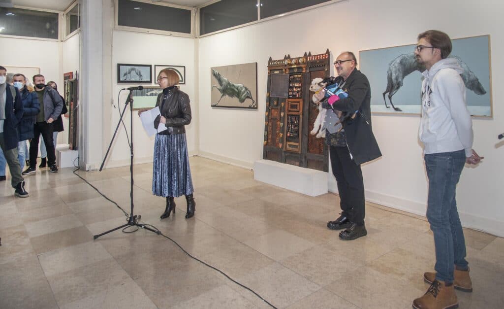 „Hotel wolf” kao tumačenje i analiza savremenog trenutka u čitavom svetu 2 „Hotel wolf” kao tumačenje i analiza savremenog trenutka u čitavom svetu 2