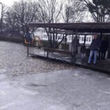 Vranje: Pedesetak građana na protestu na Trgu "Staniše Stošića" 15