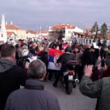 Ko su "junaci" koji su pretili i vređali građane okupljene u centru Vranja (FOTO) 1