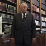 Umro bivši grčki predsednik Karolos Papuljas 14