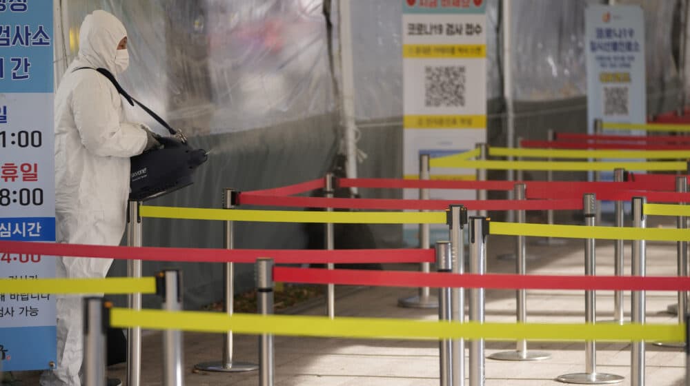 Južna Koreja prijavila rekordni broj novozaraženih korona virusom 1