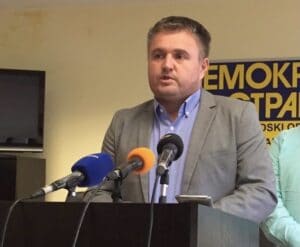 DS, MP, NS, SSP podržali inicijativu Ekološki ustanak i najavljenu blokadu raskrsnice u centru Subotice 2 DS, MP, NS, SSP podržali inicijativu Ekološki ustanak i najavljenu blokadu raskrsnice u centru Subotice 2