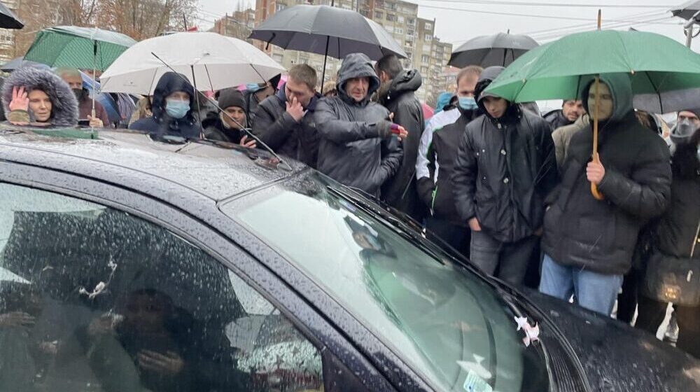Policija uhapsila dva učesnika ekološkog protesta u Nišu zbog “nasilničkog ponašanja” 1