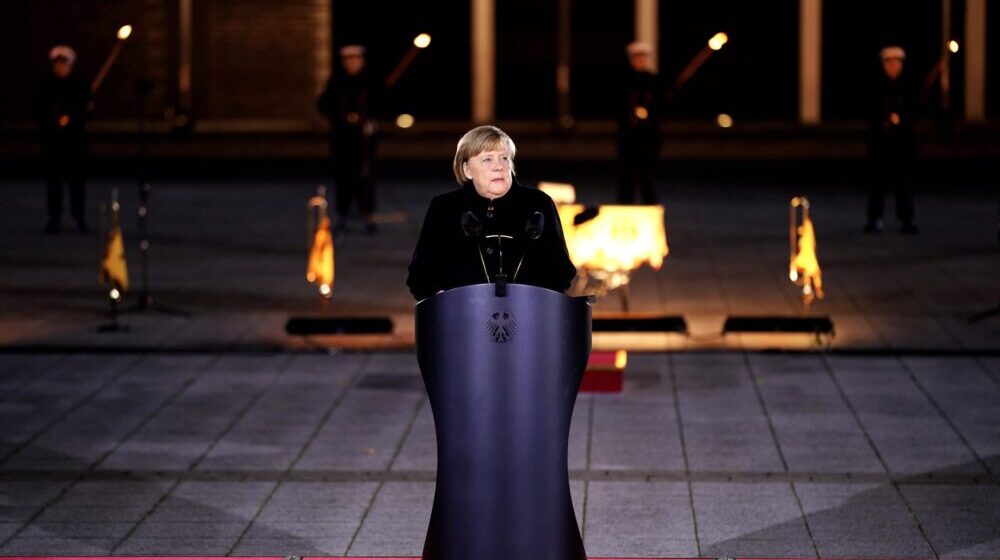 Oproštajna pesma Angele Merkel 1