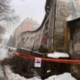 Zbog mogućeg urušavanja zida naloženo uklanjanje bespravnog objekta u Zemunu 4