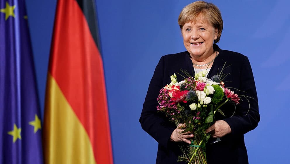 Zašto Angeli Merkel raste popularnost iako je u penziji? 1