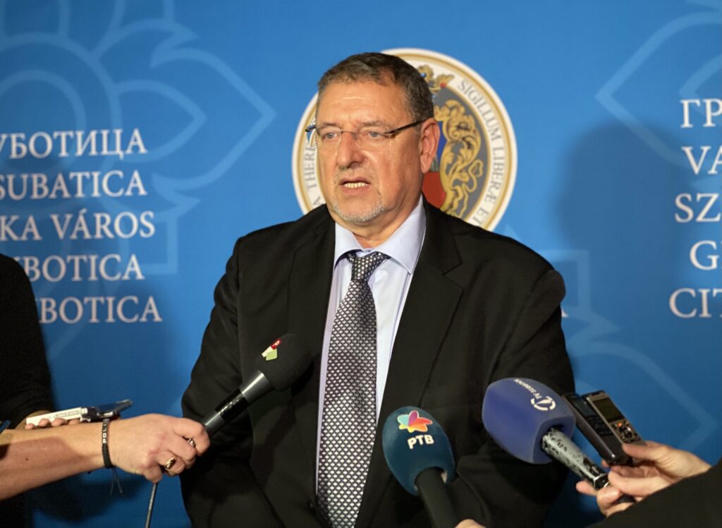 Subotica će u narednom periodu povećati broj zaposlenih, plate i penzije 4 Subotica će u narednom periodu povećati broj zaposlenih, plate i penzije 4