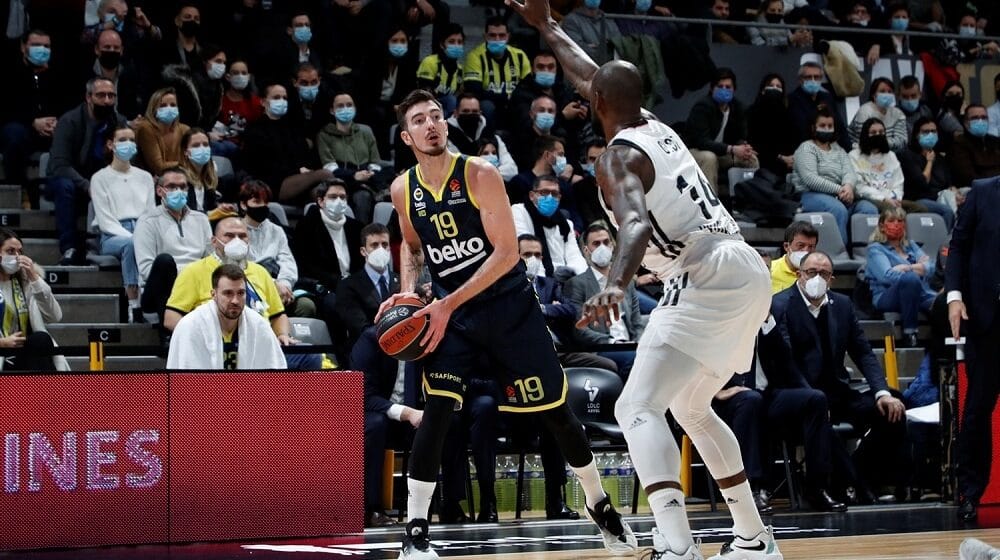 Duža pauza za De Koloa i Veselog 1