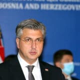 Plenković traži od glavne tužiteljke da objasni zašto je uhapšen ministar 12