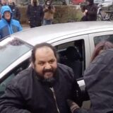 Verbalni sukob na jučerašnjem protestu u Subotici između sveštenika i demonstranata 4