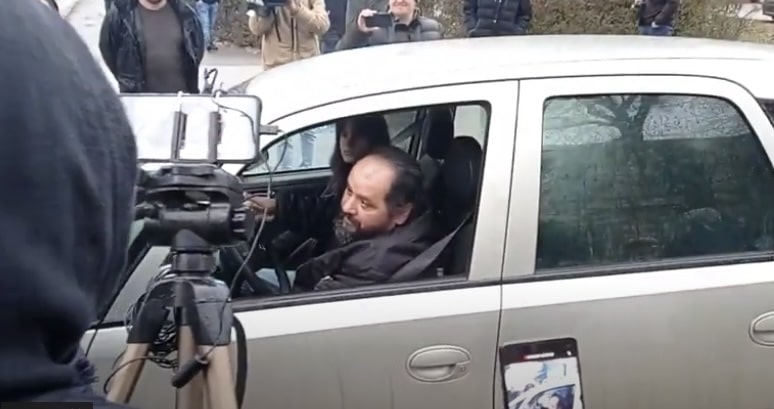 Verbalni sukob na jučerašnjem protestu u Subotici između sveštenika i demonstranata 2