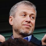 Romanu Abramoviču britanska vlada preti tužbom: “Psi laju, karavani prolaze” 2