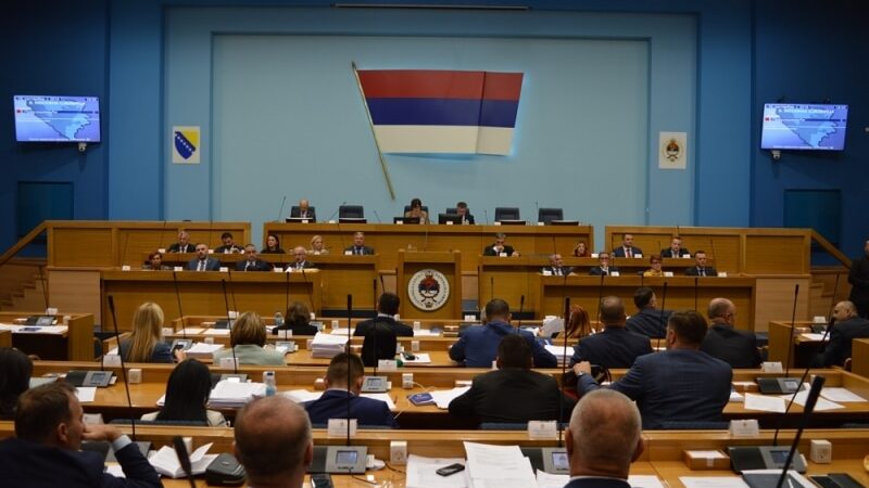 Lideri stranaka u Skupštini RS o bezbednosnoj situaciji i uvođenju sankcija Rusiji 1