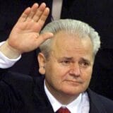 Srbija šesnaest godina od smrti Slobodana Miloševića: Zbog Ukrajine ljudi ponovo strahuju od nemaštine 13