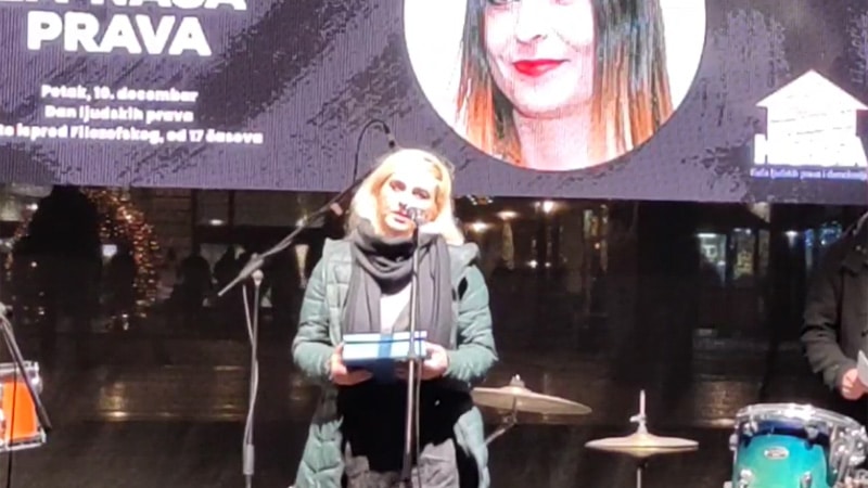 Snežani Čongradin uručena nagrada Kuće ljudskih prava i demokratija za 2021. godinu 1
