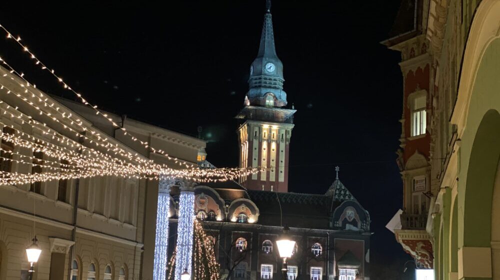 Subotica: Bez najavljenog dočeka na trgu, sredstva preusmerena mladima i za lečenje dece 1