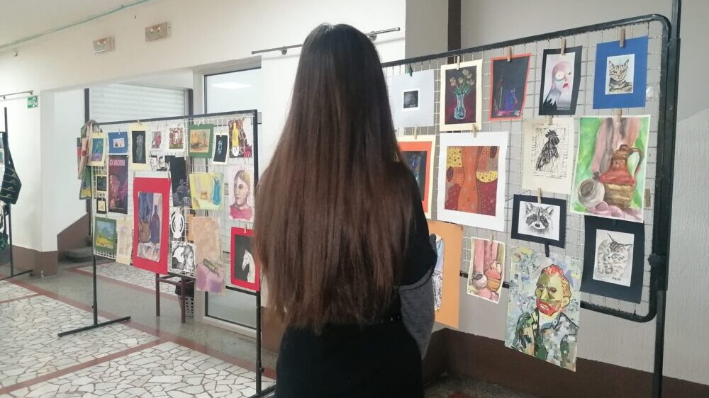 Umetnička škola prikupila preko 30.000 dinara za decu u užičkoj bolnici (FOTO) 9