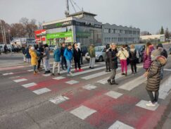 Pupinov most blokada Blokade puteva širom Srbije, zabeleženo više incidenata (FOTO/VIDEO) 23