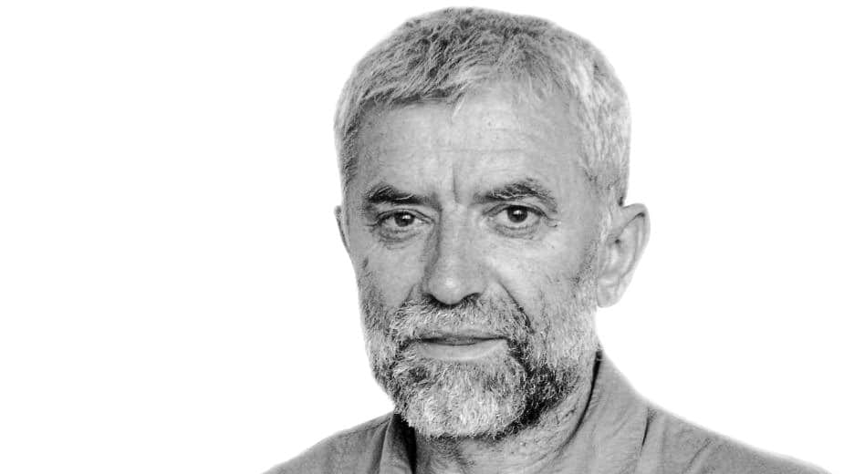 Preminuo Dragan Vujadinović, ekonomista i dugogodišnji kolumnista Danasa 1 Preminuo Dragan Vujadinović, ekonomista i dugogodišnji kolumnista Danasa 1