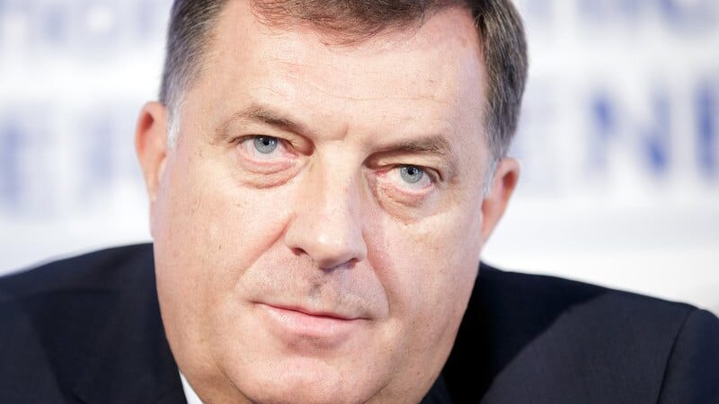 Dodik sinoć otvoreno klicao “Živela Rusija”, danas sa Vučićem u Beogradu 1
