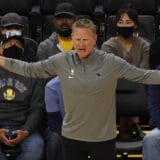 Stiv Ker preuzima SAD 12