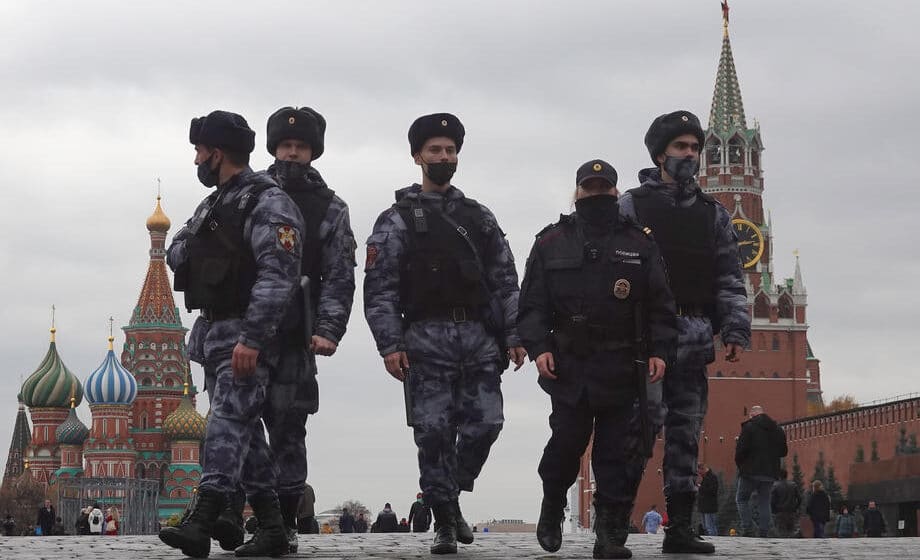 Ruska policija može da pretresa kuće i automobile bez naloga 1