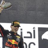 Ferštapenu uručen trofej svetskog šampiona u F1 2