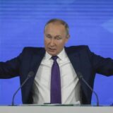 Putin: Zemlja se suočava sa novim talasom virusa korona 7