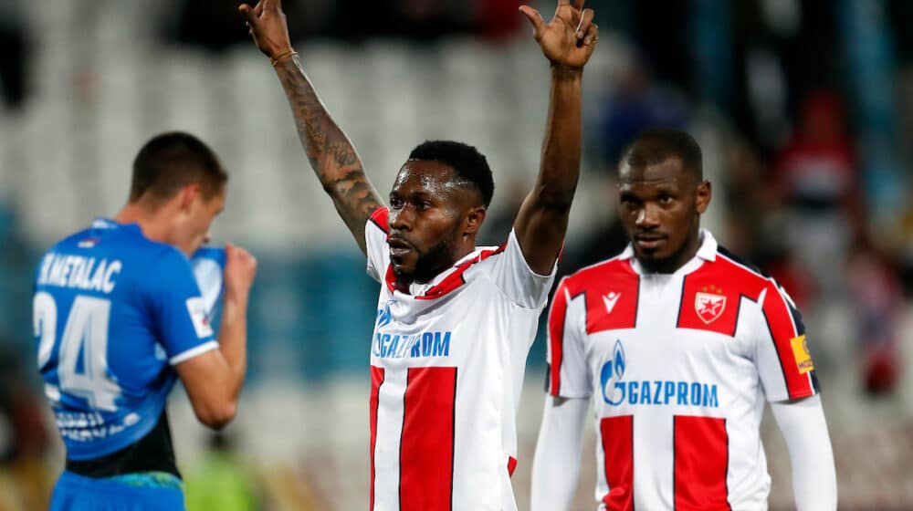 Kanga dobio srpski pasoš 1