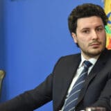 Abazović: Odluka o olakšanom prijemu u crnogorsko državljanstvo biće poništena 10