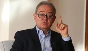 Da li i kako opozicija štedi struju: Gase televizor kad je Vučić, ne idu liftom, pale bojler i mašinu noću... 2 Da li i kako opozicija štedi struju: Gase televizor kad je Vučić, ne idu liftom, pale bojler i mašinu noću... 2