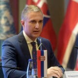 Stefanović odbacio kritike o stanju Vojske Srbije i ocenio ih kao politički motivisane 7