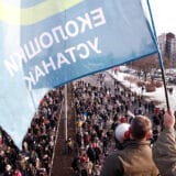 Politika se mora vratiti na ulicu 13