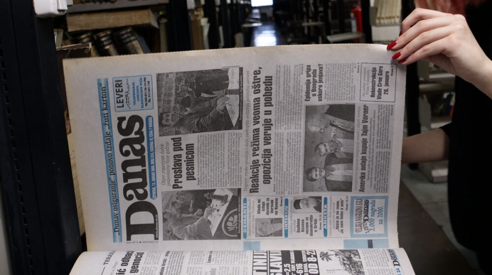 Kako je Vesić zbog "nesrećnih kolača" poslanicima odložio veće plate 1