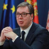 Vučić: Još jedna pomoć za mlade, ako ne izgubimo izbore 9