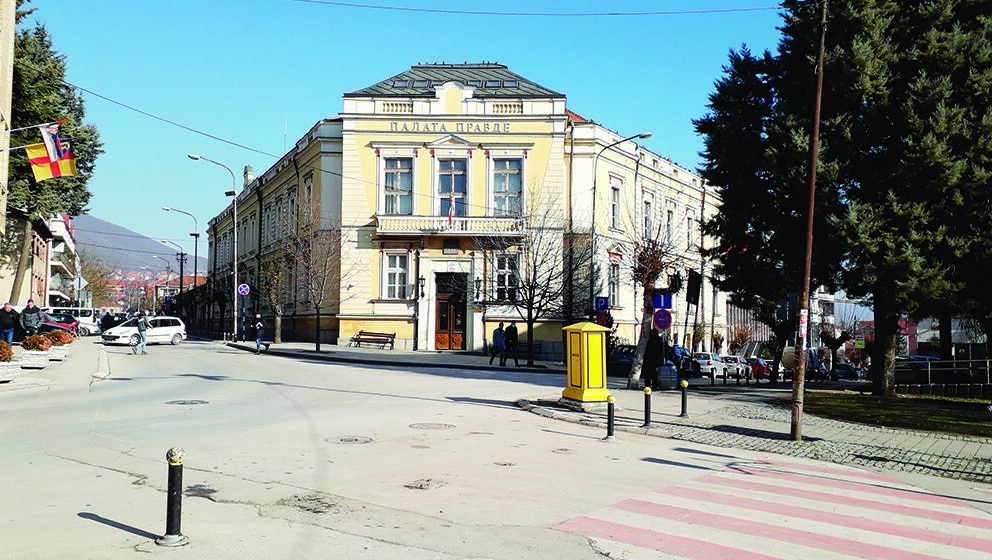 Četvorica optuženih za lepljenje plakata sa likom Verana Matića u Vranju oslobođeni optužbi 1