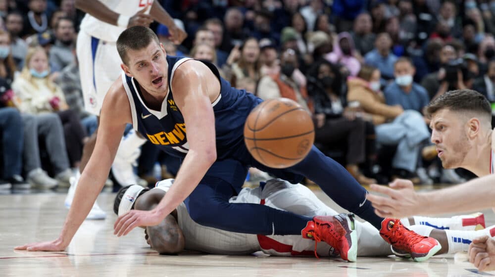 Denver posle produžetka bolji od Klipersa, novi tripl-dabl Jokića 1