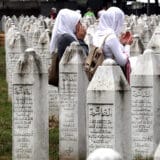 "Srebrenica, četvrt vijeka neisplativog pomirenja": Autorski tekst Aleksandra Trifunovića, glavnog i odgovornog urednika "Buke" 11